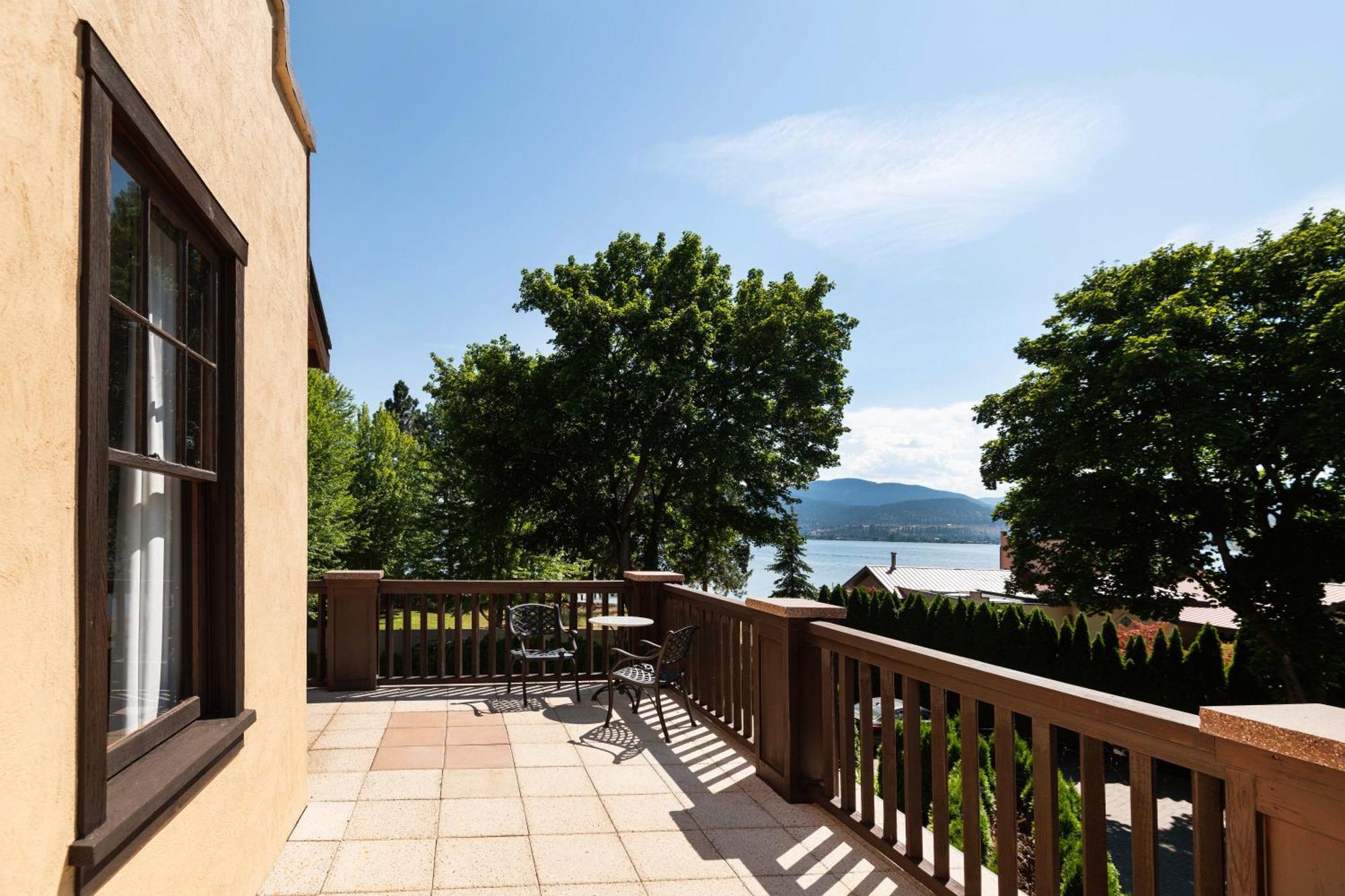 Naramata Inn Exteriér fotografie